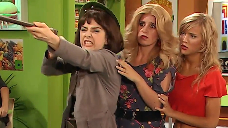 Erica Rivas y Flor Peña, en Casados con hijos. 