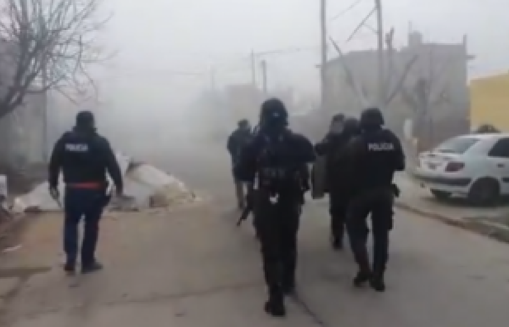 El GAD de Lomas buscaba electrodomésticos robados de una escuela del barrio.