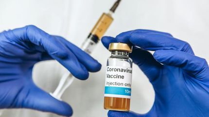 covid-19: una vacuna genero una fuerte inmunidad en adultos mayores