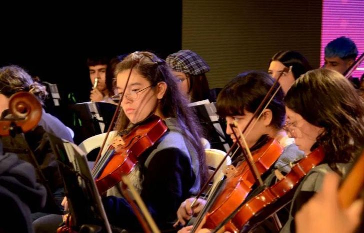 La Orquesta Plato Volador.