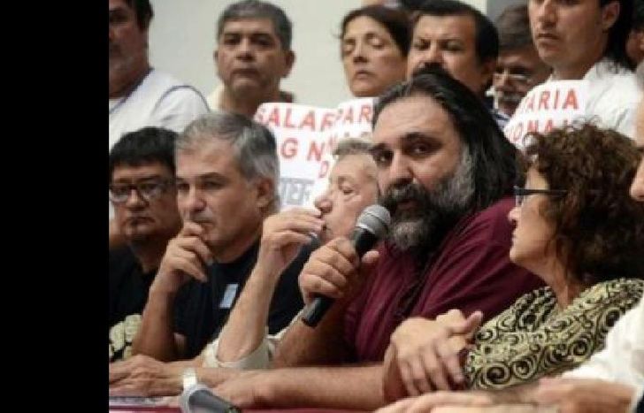 El anuncio fue realizado por Alesso y Baradel.