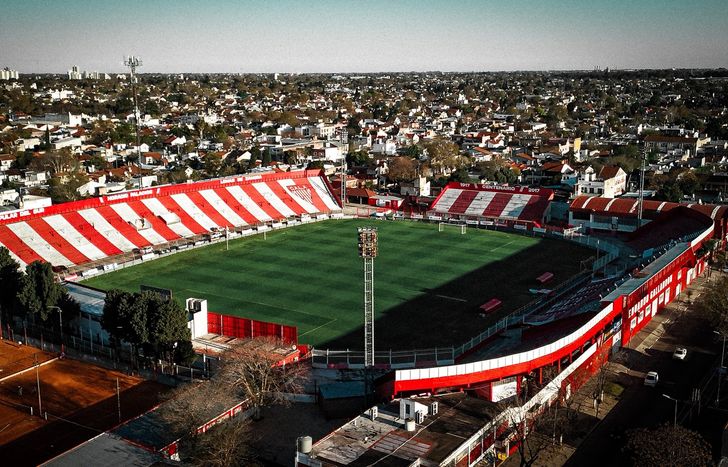 Los Andes se viste de gala para recibir un partido de Copa Argentina.