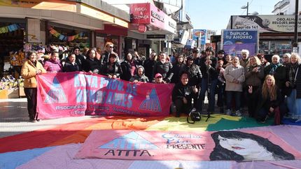 Entregan folletos y preservativos en Laprida.