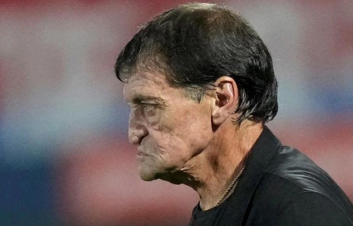 Julio Falcioni evaluó la derrota de Banfield ante El Pincha.