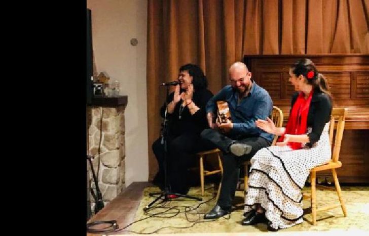 También son parte del espectáculo Naty Álvarez en el cante y Nico Vinazza en la guitarra.