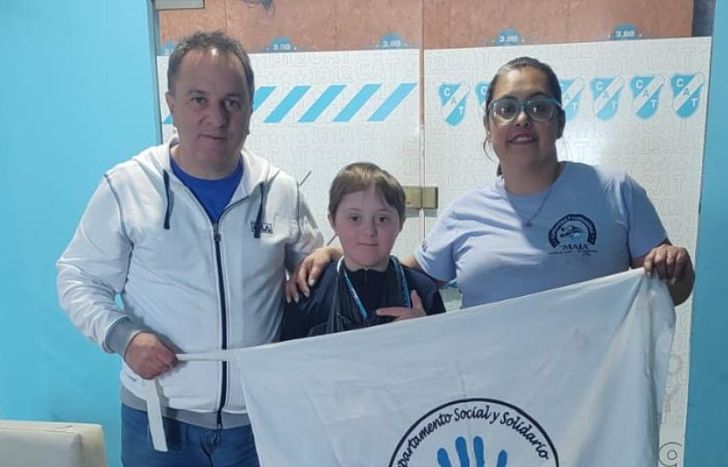 Más de 15 cajas con cientos de alimentos.