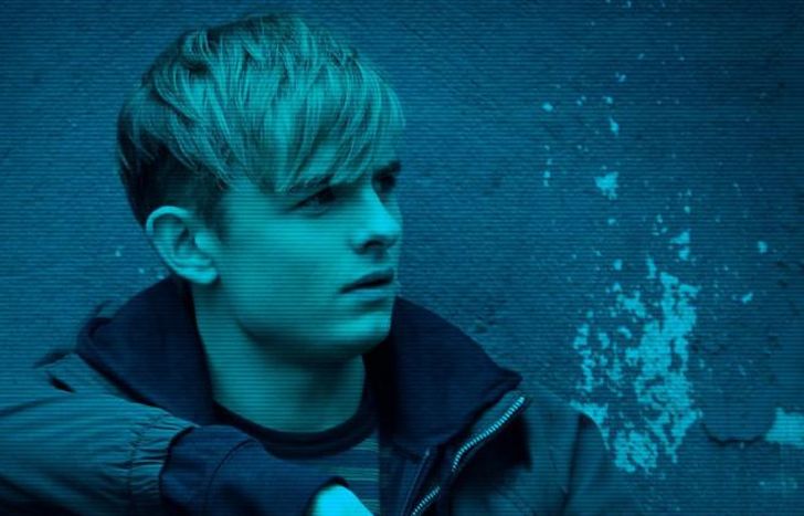 Otto Farrant, un actor que promete.