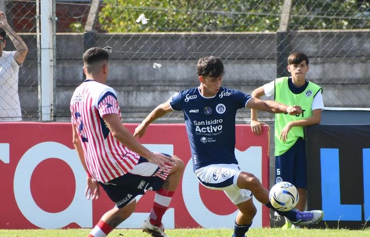 Acassuso y Los Andes se fueron al descanso en cero.