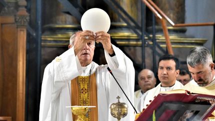 El obispo Lugones estará a cargo de varios encuentros.