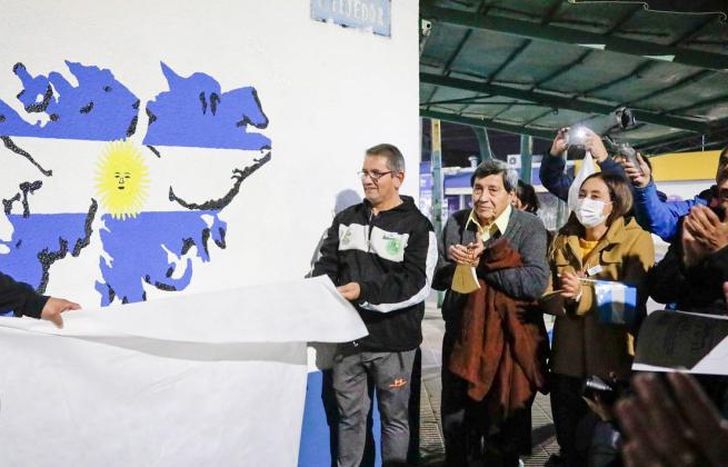 En Temperley inauguraron el quinto mural de Malvinas en tu Barrio.