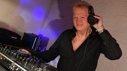 La pasión por la música la tenía de chico, es un sentimiento.