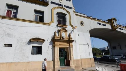 Ubicada sobre Puente La Noria.