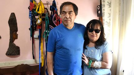 Erica y Daniel, inseparables. Trabajan juntos y disfrutan la vida a pesar de su condición.