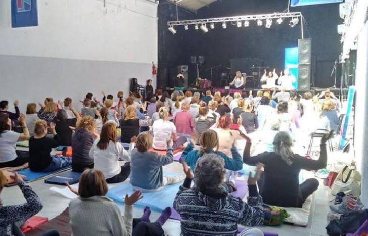el centro cultural el ceibo está ubicado en la calle rincón 565, de banfield este.