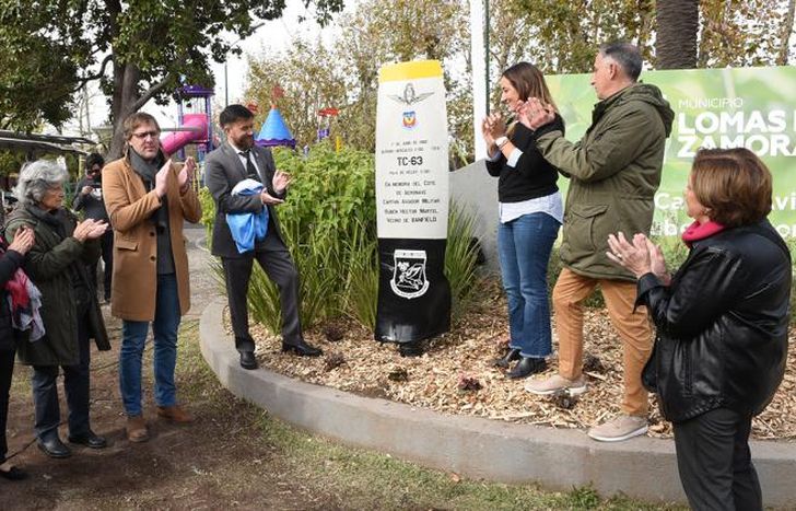 Descubrieron una pala que formaba parte de la hélice del avión Hércules C-130.