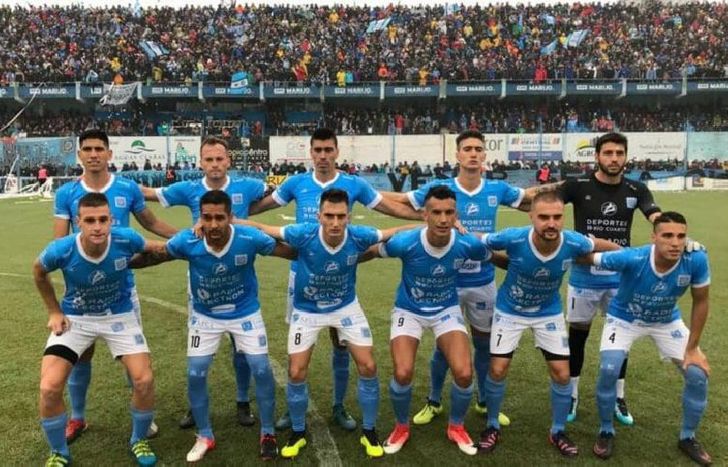 Estudiantes de Rio Cuarto ascendió a la B Nacional en esta temporada.