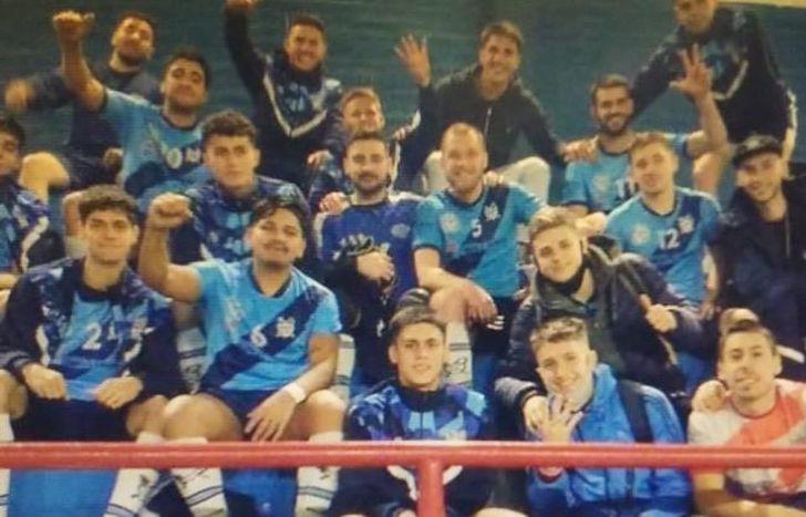 Country celebra el gran triunfo sobre Franja de Oro.