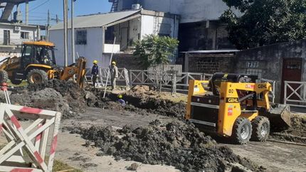Ya instalaron más de 232 mil nuevos metros de cañería en distintos barrios.