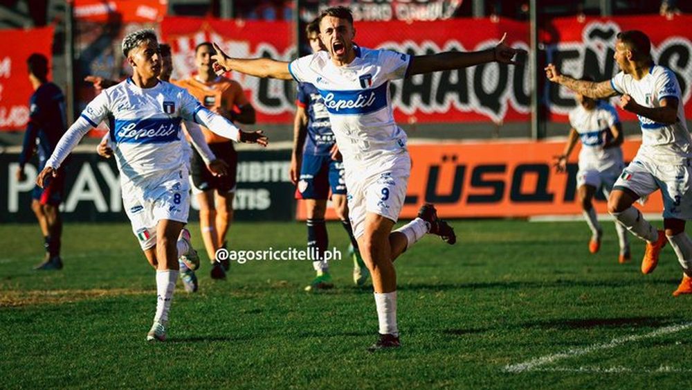 Sportivo Italiano se hizo fuerte ante Talleres de Escalada. Sportivo Italiano se hizo fuerte ante Talleres de Escalada.