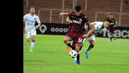 los pibes de lanus se miden con central