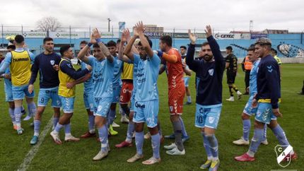 El Gasolero celebra su recuperación.