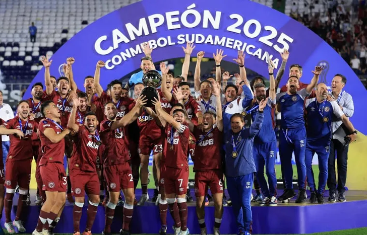 Lanús, campeón de la Copa Sudamericana, directo a la Copa Libertadores.