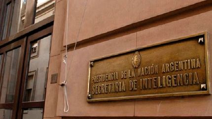 La CGT lanzó una dura advertencia sobre las implicancias del DNU de Javier Milei sobre la SIDE.&nbsp;