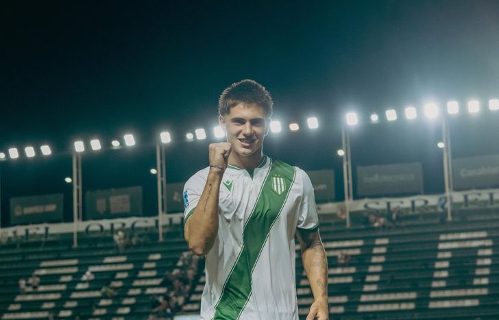 Perrotta respondió con goles en un momento crucial de Banfield en el campeonato.