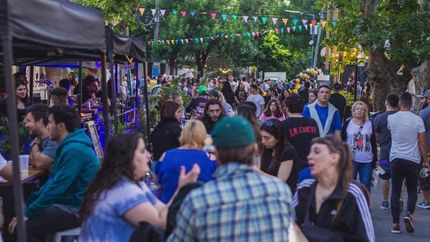 El evento convoca a una gran cantidad de vecinos y vecinas.