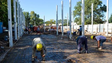 Avanzan los trabajos en el predio de 12 de Octubre y Las Heras.