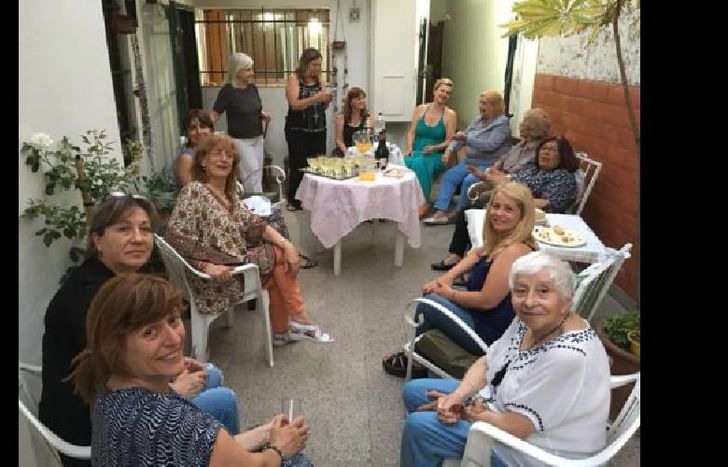 Se encargan de tejer redes para ser más fuertes.