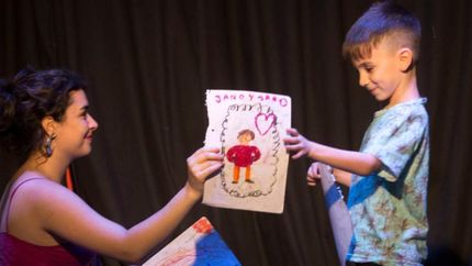 Camila, la docente del taller.