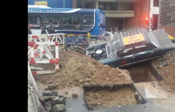 quedó en el medio de la obra.