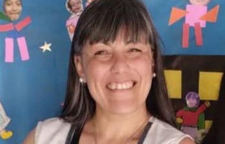 Se involucra con cada alumno para que su progreso sea eficiente y festeja ante cada egreso.