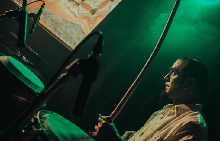 Destacado percusionista.