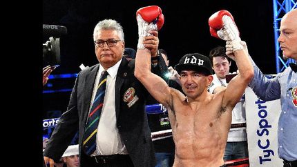 omar narvaez va por la corona