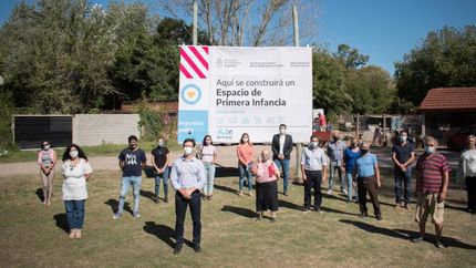Durante el acto en el que celebró el inicio de la obra.