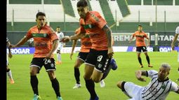 En el debut de Crespo en el banco, Banfield no pasó del empate con los sanjuaninos.