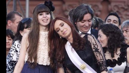 Cristina pidió autorización a los distintos tribunales que tienen a su cargo las causas en su contra.