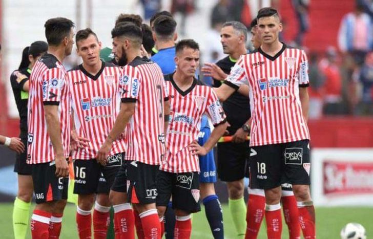 Días decisivos para el futuro de dos jugadores del Milrayitas.