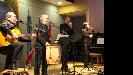 cientos de personas en el concierto que opus cuatro brindo en lomas