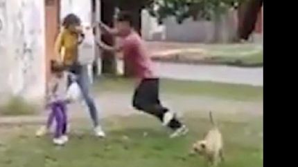 El hecho sucedió en plena vía pública en la localidad de Escalada.