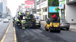 Las cuadrillas trabajaron en la zona céntrica de Lomas.