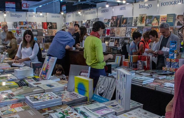 Recorte para la Feria del Libro.