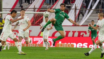 Acrobática acción de Seba Sosa Sánchez.