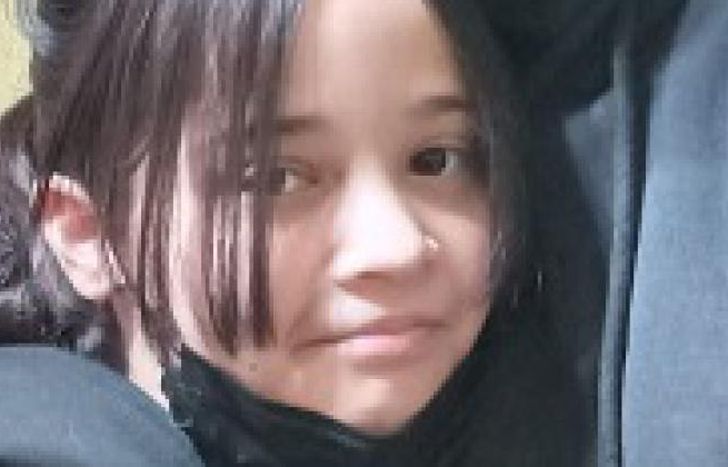 Martina ayer conoció a Javier, quien ya le tomó las medidas para realzar su calzado.