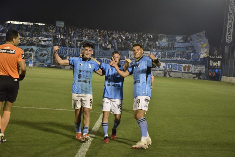Temperley es puro entusiasmo en la previa al duelo ante San Martín de Tucumán.