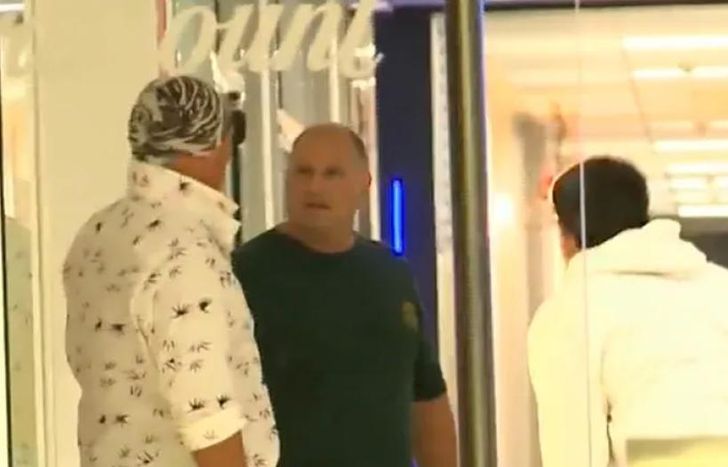 El momento del fuerte cruce.