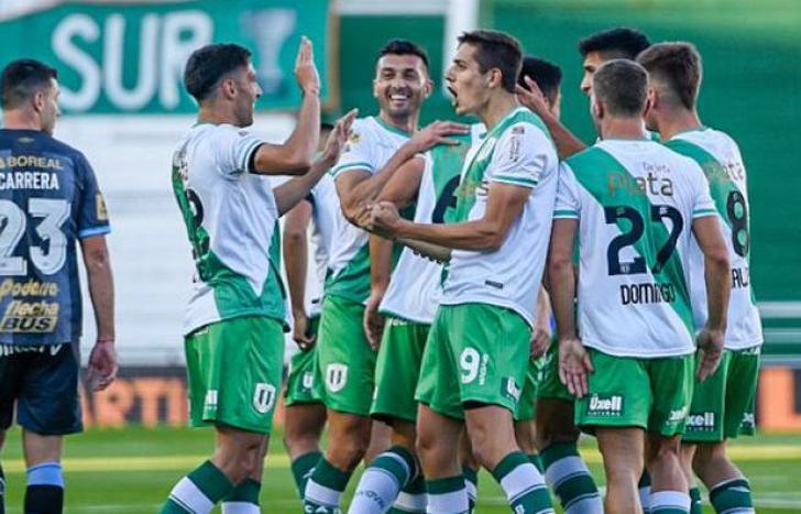 Todos los saludos para la figura del partido.