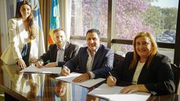 Federico Otermín, Diego Molea y Fernanda Vázquez anunciaron el Consejo de Seguridad y Justicia de Lomas junto a la UNLZ.